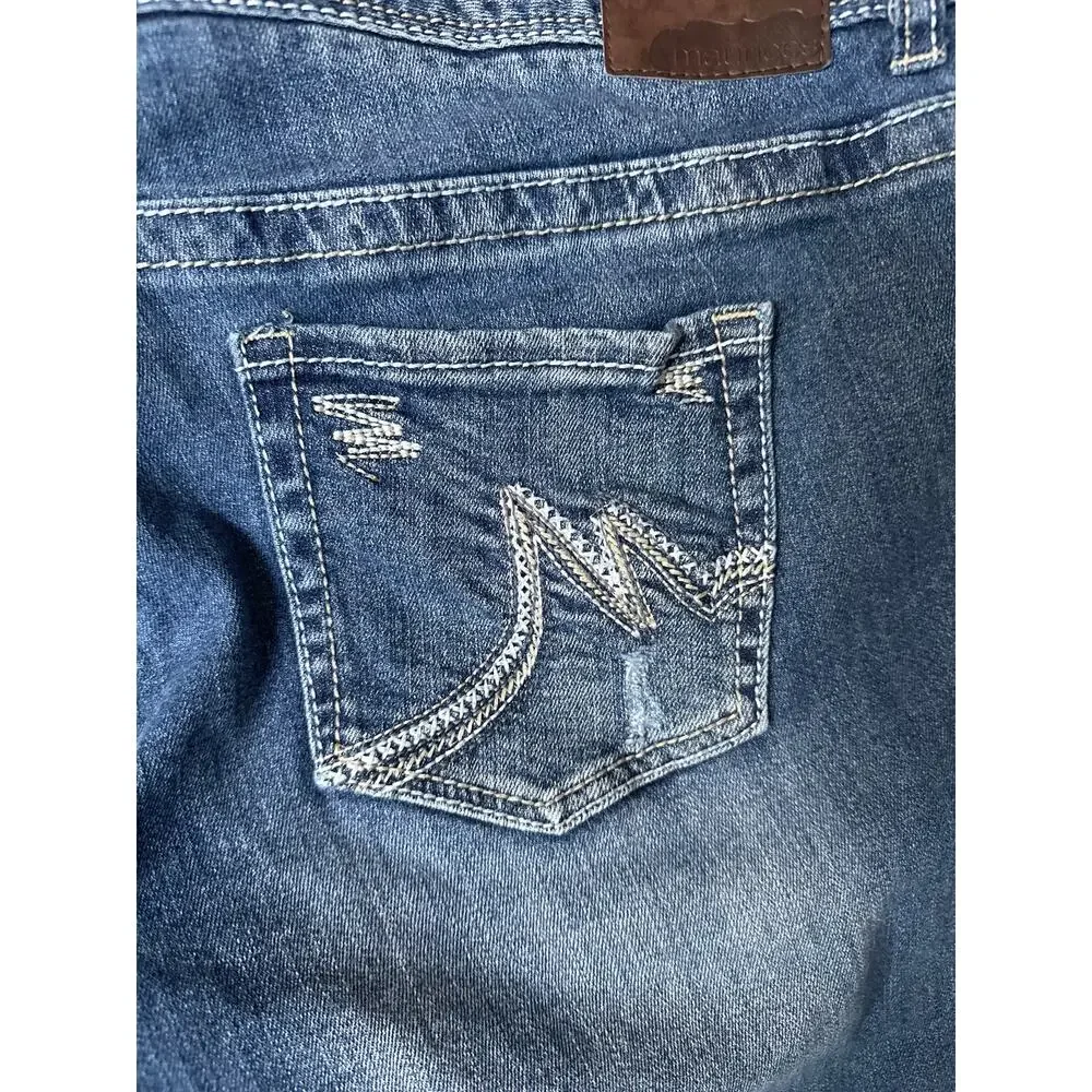 Maurices 🌿 Women’s Size 20 Long Jeans Medium Wash Stretch Denim - Picture 9 of 11